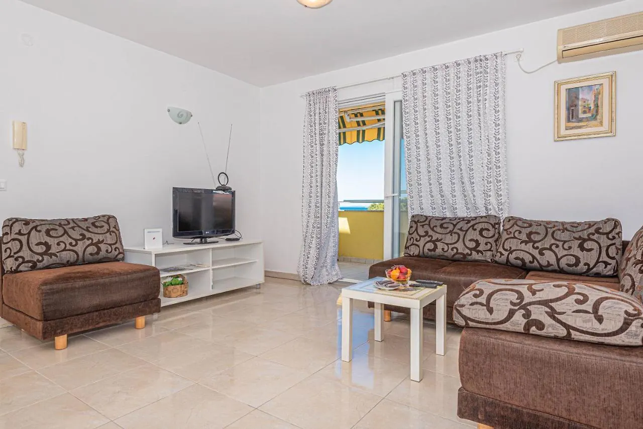 Apartment Milka Zaton