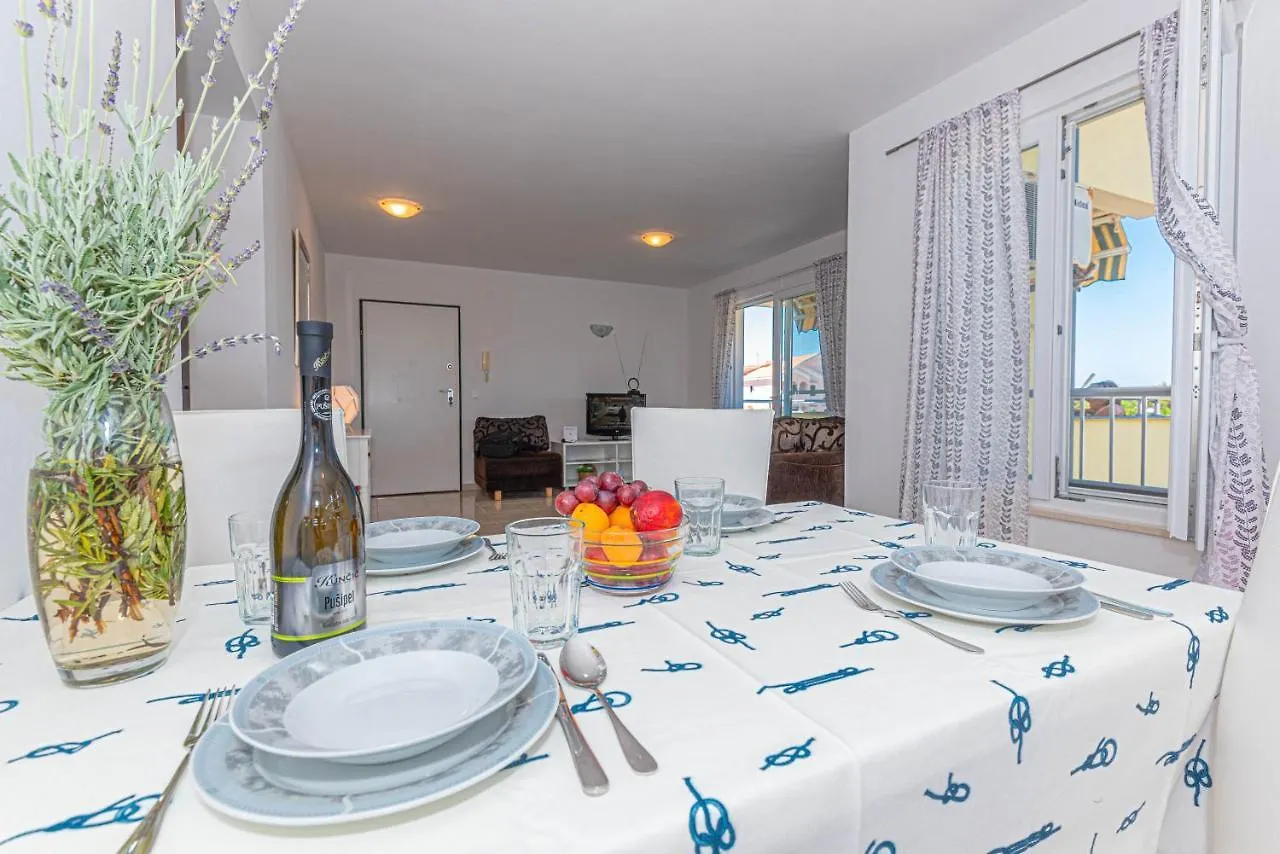 Apartment Milka Zaton  Croatia